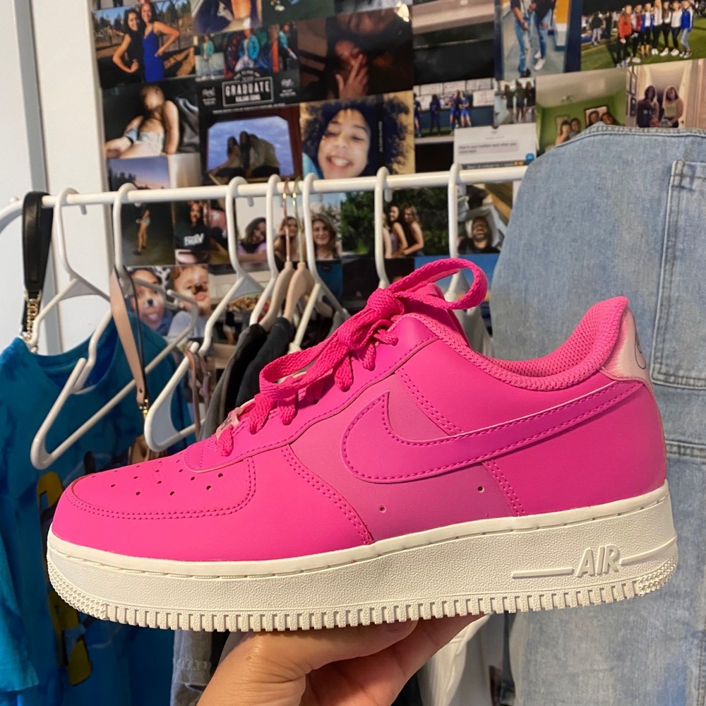 Hot pink Nike Air Force 1’ Sneakers